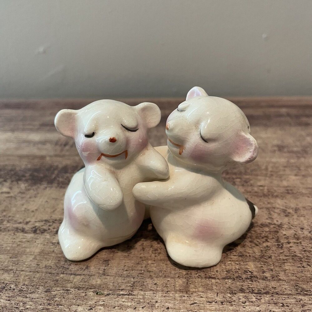 Vintage Hugging Bear Salt & Pepper Shakers made in Occupied Japan